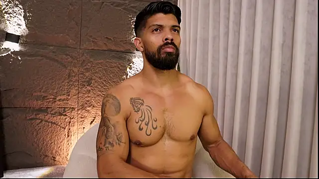 Snapshot of DannSaenz chatting on April 11, 2026, 8:35 pm DannSaenz online show from April 11, 2026, 8:35 pm