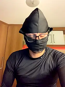 Eggsyapel online show from October 16, 2025, 5:30 am