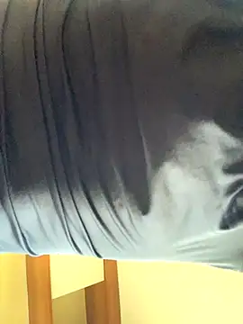 Eggsyapel online show from November 20, 2025, 6:07 pm