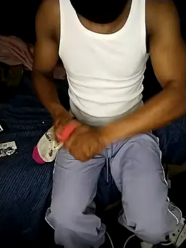 Convertiblechulo online show from March 13, 2026, 11:11 pm