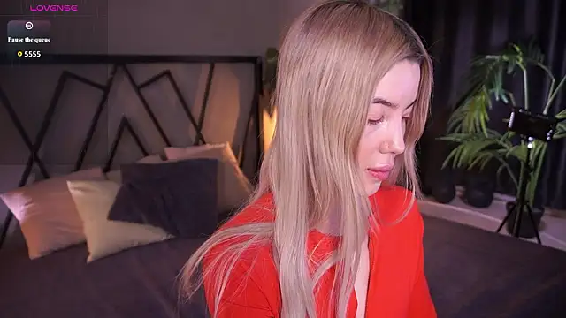 LindaThacker online show from March 21, 2026, 4:17 am