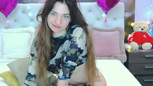 Snapshot of VioletUmi chatting on February 9, 2025, 2:50 pm VioletUmi online show from February 9, 2025, 2:50 pm