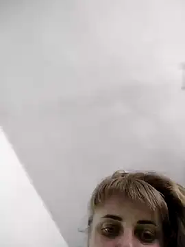 CoddessCrystal online show from March 21, 2025, 8:17 am