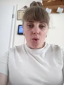 CoddessCrystal online show from March 27, 2026, 9:10 am