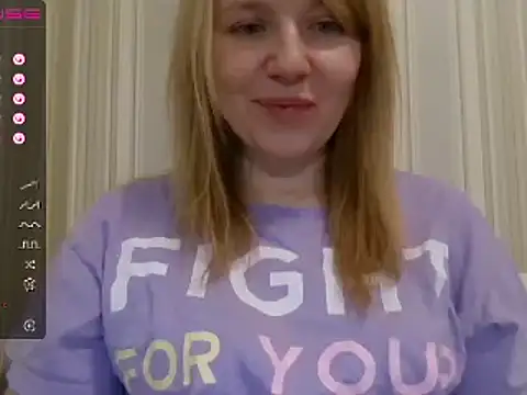 urbadkitty online show from December 30, 2024, 12:20 pm