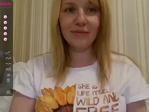 urbadkitty online show from February 14, 2025, 2:12 pm