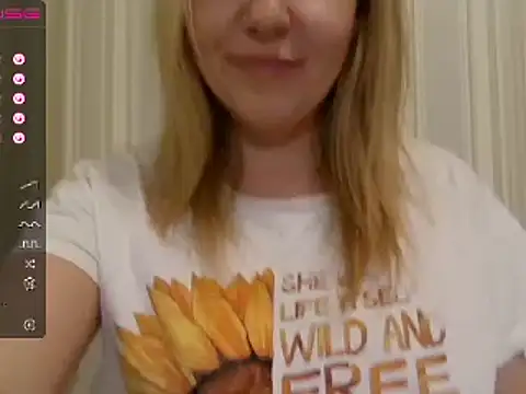 urbadkitty online show from February 15, 2025, 5:07 pm