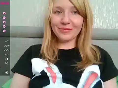 urbadkitty online show from February 20, 2025, 10:27 am