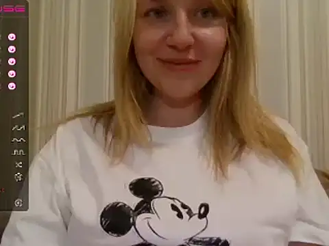 urbadkitty online show from February 21, 2025, 6:04 pm