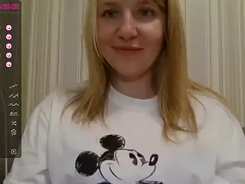 urbadkitty online show from March 1, 2025, 4:11 pm