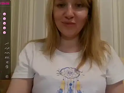 urbadkitty online show from March 6, 2025, 1:35 pm