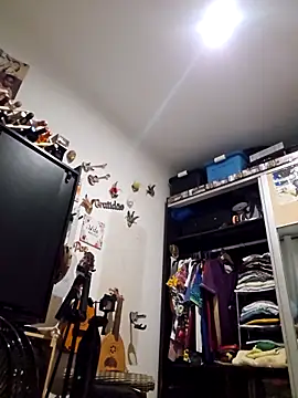 Binhosex2024 online show from March 6, 2025, 5:35 am