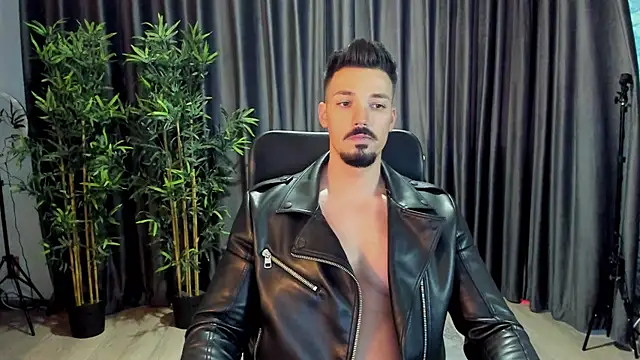 HaydenSpearss online show from March 19, 2025, 3:40 pm