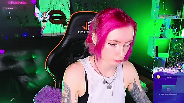 Snapshot of _HelenCarter chatting on January 8, 2025, 8:50 pm HelenCarter online show from January 8, 2025, 8:50 pm