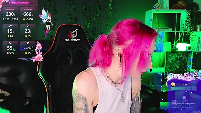 Snapshot of _HelenCarter chatting on January 14, 2025, 8:37 pm HelenCarter online show from January 14, 2025, 8:37 pm