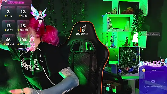 Snapshot of _HelenCarter chatting on January 27, 2025, 8:39 pm HelenCarter online show from January 27, 2025, 8:39 pm