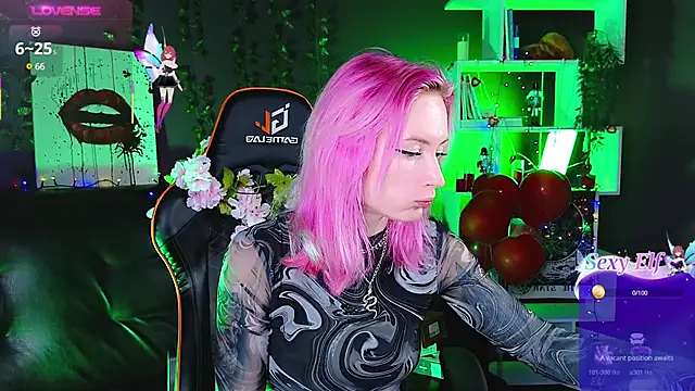 Snapshot of _HelenCarter chatting on February 17, 2025, 8:47 pm HelenCarter online show from February 17, 2025, 8:47 pm