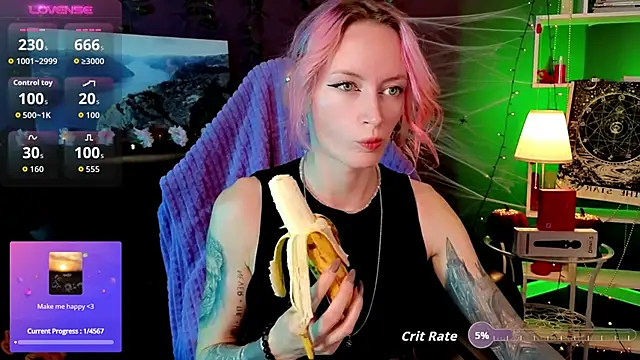 Snapshot of _HelenCarter chatting on November 4, 2025, 8:41 pm HelenCarter online show from November 4, 2025, 8:41 pm