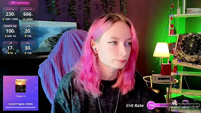 Snapshot of _HelenCarter chatting on November 21, 2025, 8:40 pm HelenCarter online show from November 21, 2025, 8:40 pm