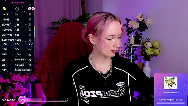  HelenCarter online show from May 8, 2026, 8:47 pm