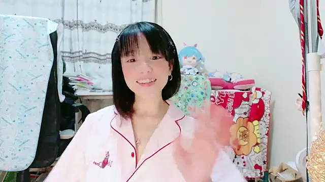 renapiyon8182 online show from January 20, 2025, 7:25 pm