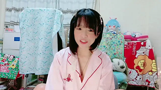 renapiyon8182 online show from January 29, 2025, 7:43 pm