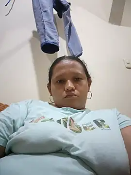 Snapshot of Chicapicante chatting on April 8, 2026, 4:34 am Chicapicante online show from April 8, 2026, 4:34 am