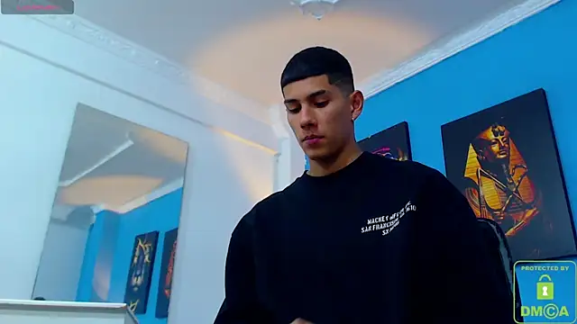 Snapshot of Valerio_20 chatting on December 5, 2024, 8:00 pm Valerio 20 online show from December 5, 2024, 8:00 pm