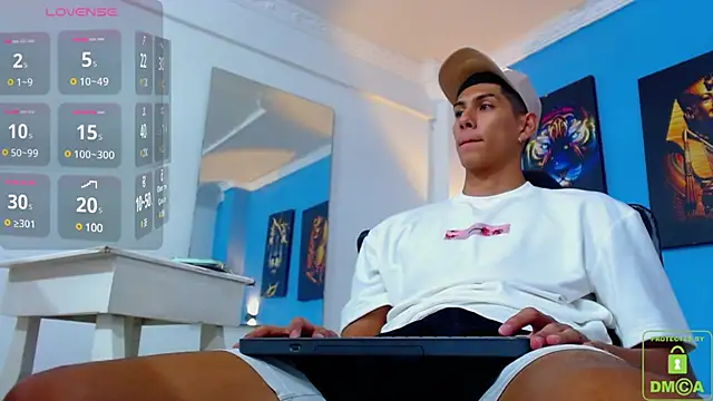 Snapshot of Valerio_20 chatting on December 27, 2024, 11:42 pm Valerio 20 online show from December 27, 2024, 11:42 pm