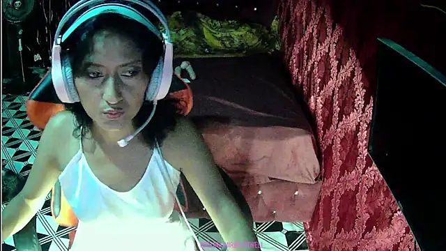 Snapshot of AdelinaMiran90 chatting on February 20, 2025, 3:23 am AdelinaMiran90 online show from February 20, 2025, 3:23 am