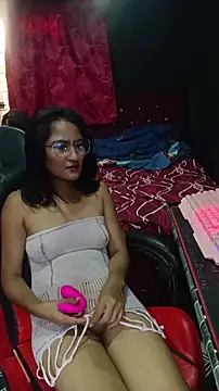 Snapshot of AdelinaMiran90 chatting on October 29, 2025, 7:26 pm AdelinaMiran90 online show from October 29, 2025, 7:26 pm