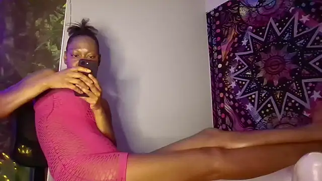 C0ffeecoolatte online show from March 30, 2026, 2:12 am