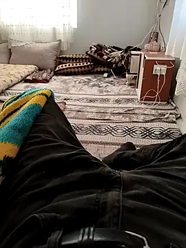 murokkk31 online show from December 17, 2025, 5:35 am