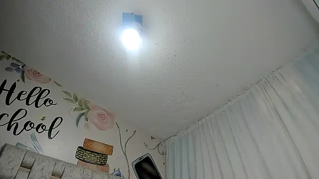 Snapshot of EMMA_SWEETT1 chatting on January 12, 2025, 12:55 pm EMMA SWEETT1 online show from January 12, 2025, 12:55 pm