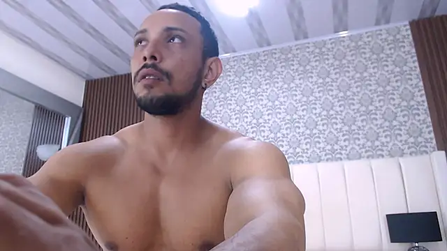 Snapshot of Thiago_Summers chatting on December 27, 2024, 6:20 pm Thiago Summers online show from December 27, 2024, 6:20 pm