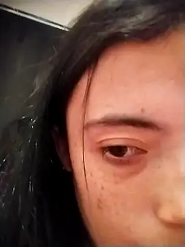 Snapshot of Mayer_09 chatting on January 17, 2025, 1:36 am Mayer 09 online show from January 17, 2025, 1:36 am