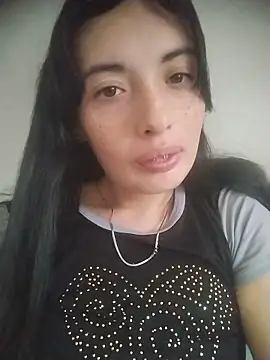 Snapshot of Mayer_09 chatting on December 2, 2025, 9:32 pm Mayer 09 online show from December 2, 2025, 9:32 pm