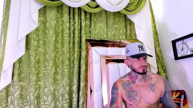 dilan scootk  online show from November 7, 2025, 6:41 pm