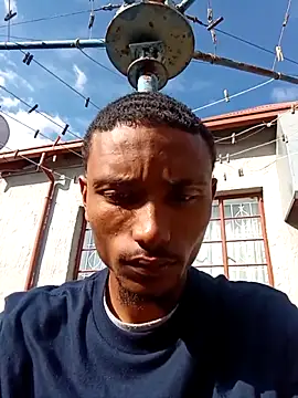 slimmydaddy69 online show from May 25, 2026, 12:22 pm