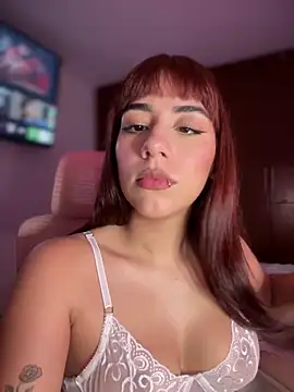 Snapshot of veronicaapink chatting on October 2, 2025, 11:45 pm veronicaapink online show from October 2, 2025, 11:45 pm