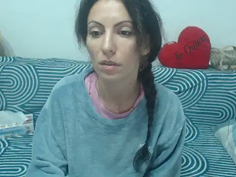 Emmatoo online show from May 15, 2026, 11:12 pm