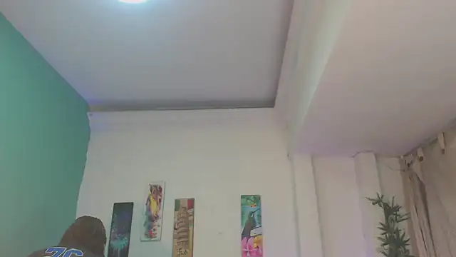 Snapshot of Cinthya-Gomez6 chatting on February 24, 2025, 2:37 pm Cinthya-Gomez6 online show from February 24, 2025, 2:37 pm