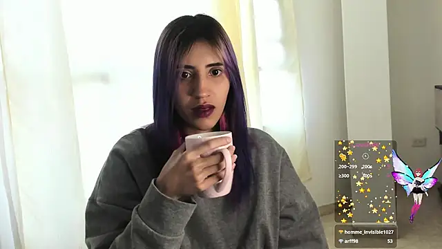 linnie  online show from December 12, 2024, 11:29 am