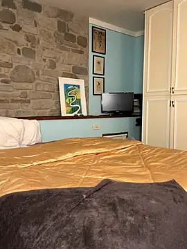 Snapshot of Eyline chatting on September 23, 2025, 3:48 pm Eyline online show from September 23, 2025, 3:48 pm