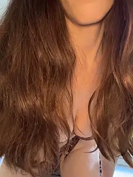 Snapshot of Eyline chatting on April 7, 2026, 10:26 am Eyline online show from April 7, 2026, 10:26 am