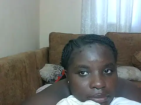 hotebbbyy online show from July 11, 2026, 12:19 pm