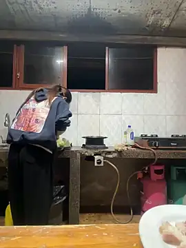 Hellen 111 online show from December 3, 2024, 11:33 am