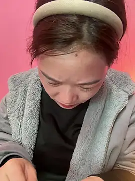 Hellen 111 online show from March 11, 2025, 1:16 am