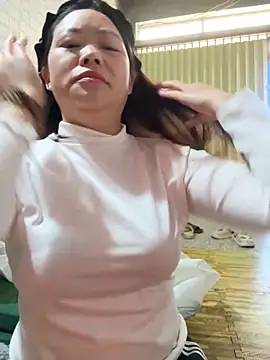 Hellen 111 online show from November 28, 2025, 3:42 am