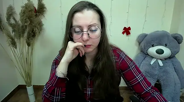  Annabelle Lee online show from December 28, 2024, 6:49 am